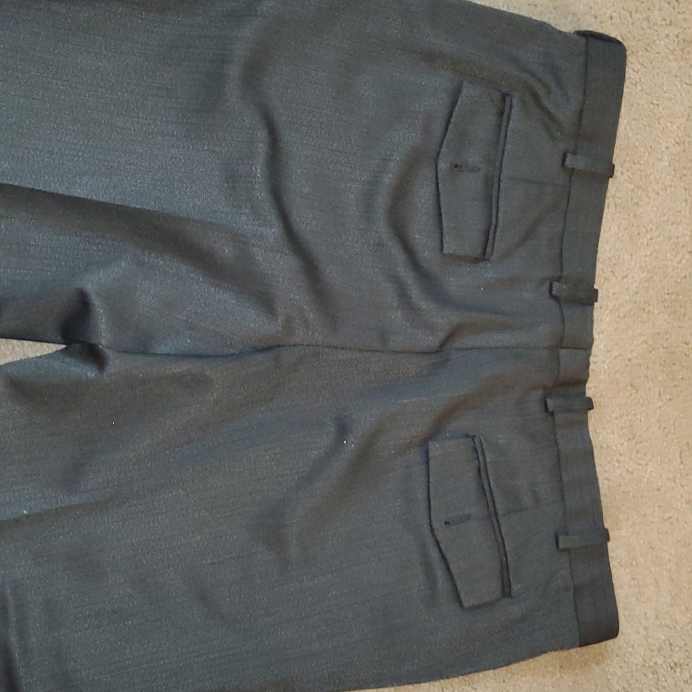 40/32 Perry Ellis pants